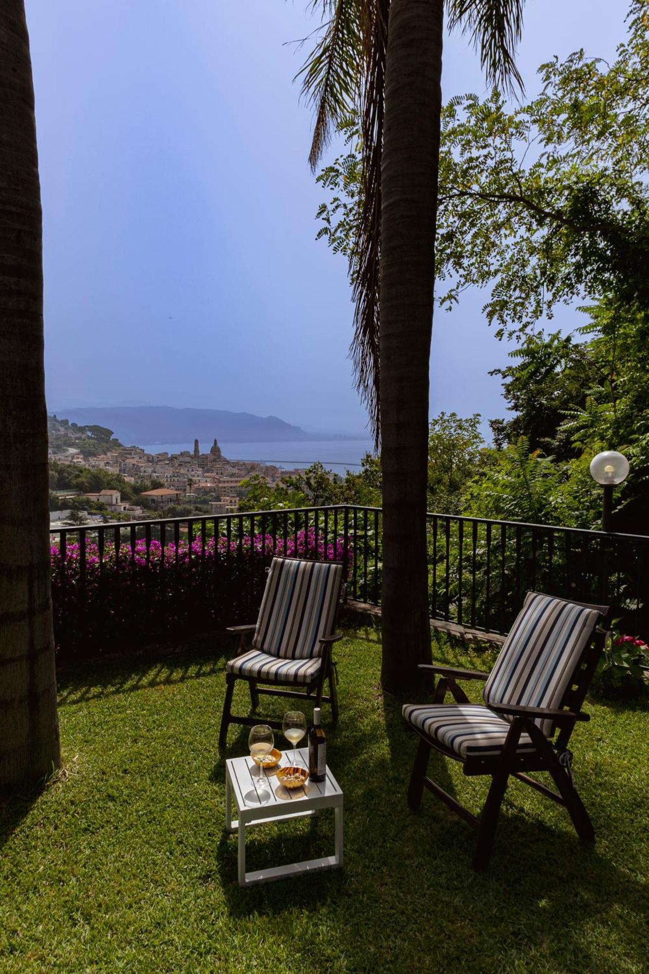 Villa Lilia Vietri sul Mare Exterior photo